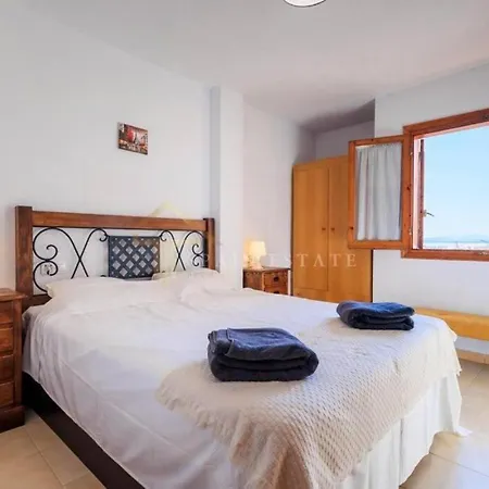 Daire 2 Bedroom Beautiful 300m From With Pool! Torrevieja
