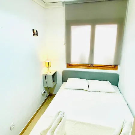 Lejlighed 2 Bedroom Beautiful 300m From With Pool! Torrevieja
