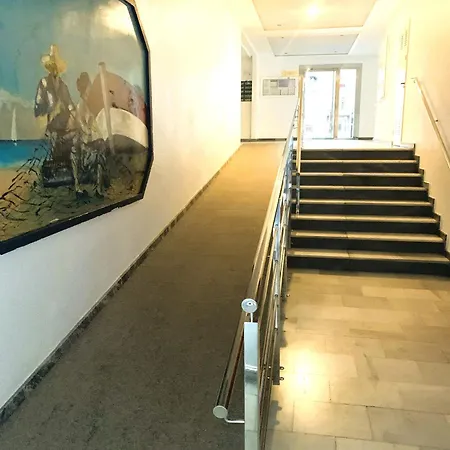 Daire 2 Bedroom Beautiful 300m From With Pool!